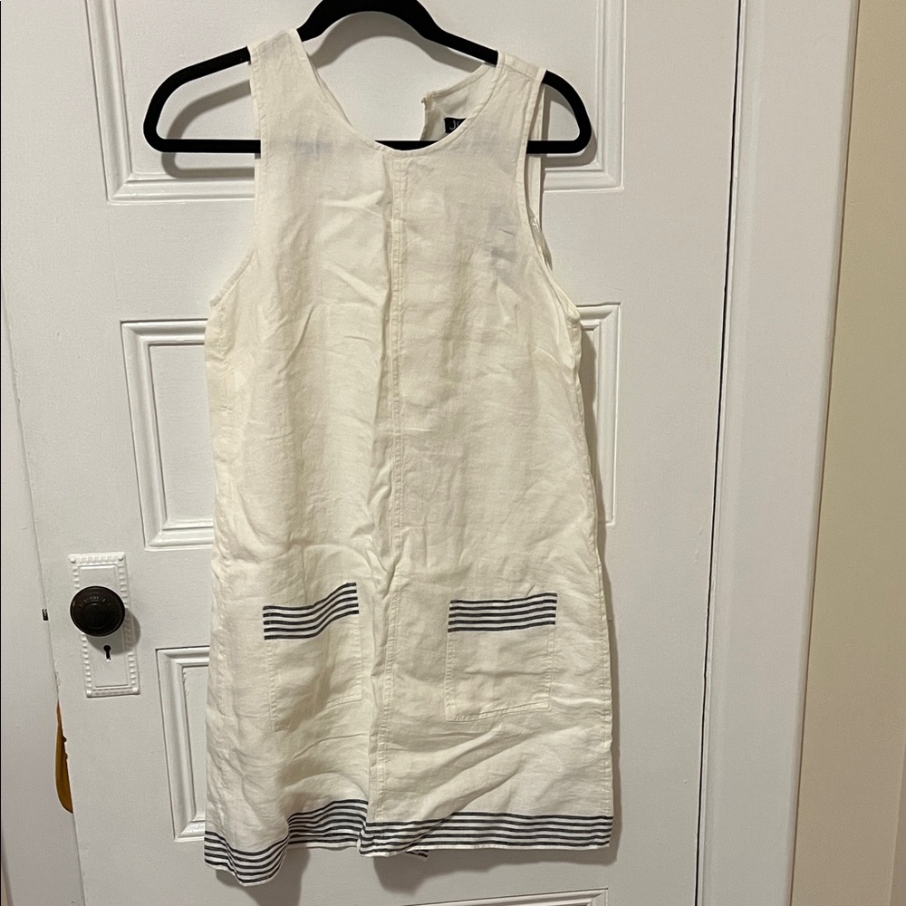 Sleeveless Whit Linen Dress with Navy Stripe Detail